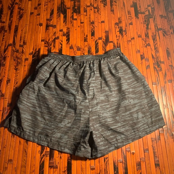 Nike Dri-Fit Performance shorts size Large - Picture 5 of 11